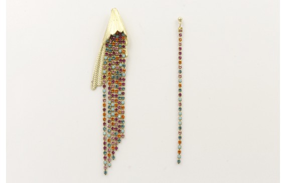 Pendientes desiguales cadena de stras en colres az