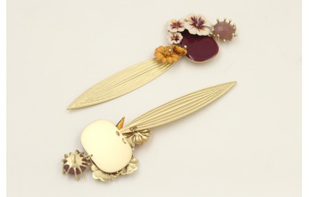 Pendientes perno brillo morado opal con rectangulo