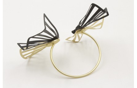 Pulsera rigida 2 discos con láminas abanicos esmal