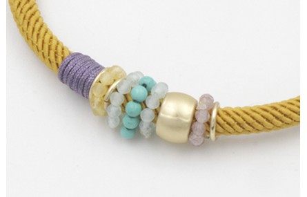 Pulsera de cordón trenzado retorcido color marrón 