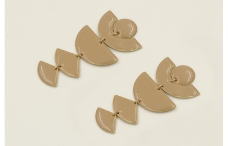 Pendientes con perno de círculo y piezas geométric