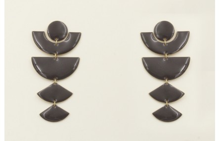 Pendientes con perno de círculo y piezas geométric