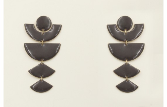 Pendientes con perno de círculo y piezas geométric