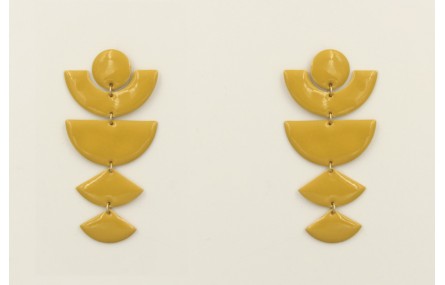 Pendientes con perno de círculo y piezas geométric