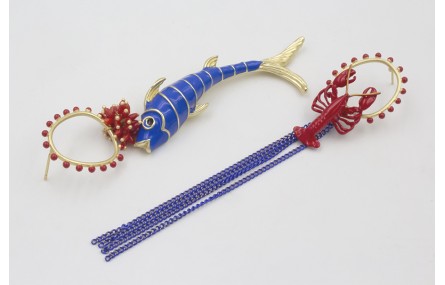 Pendientes asimetricos perno bolitas esmaltadas co