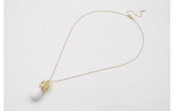 Collar cadena eslabón plano con perla intercalada 