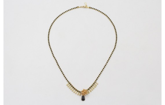 Collar cadena strass negro con gotas doradas mates