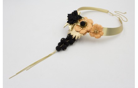 Collar lamina dorado mate con fleco bolas de abalo