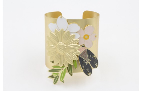 Brazalete con piezas esmaltadas, flor grande plana
