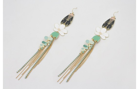 Pendientes gancho sencillo con polillas plana verd