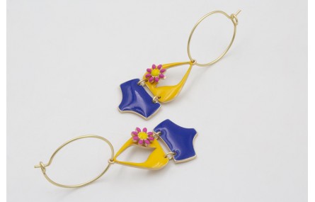 Pendientes aro mediano dorado mate con bikini esma