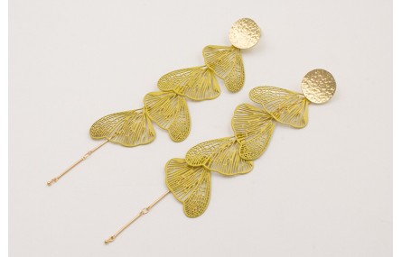 Pendientes perno disco dorado mate con cadena list