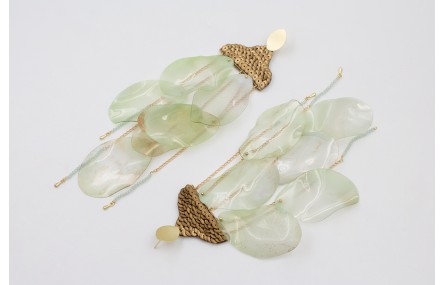 Pendientes perno ovalo dorado mate con triangulo d