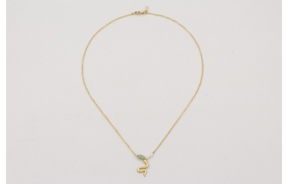 Collar cadena de eslabón pequeño dorado mate con c