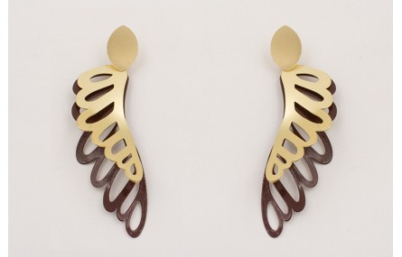 Pendientes perno ovalado dorado mate con alas esma