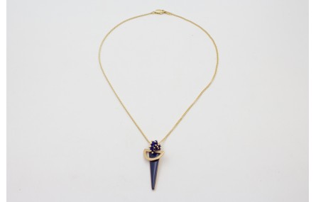 Collar cadena eslabón plano dorado mate con burruñ