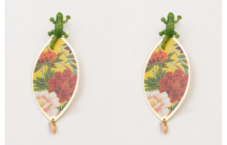 Pendientes perno lagarto esmaltado verde con ovalo