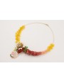 Collar hilo dorado con ramas de abalorio amarillo,
