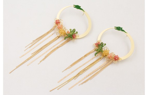 Pendientes aro dragón esmaltado verde con flecos c