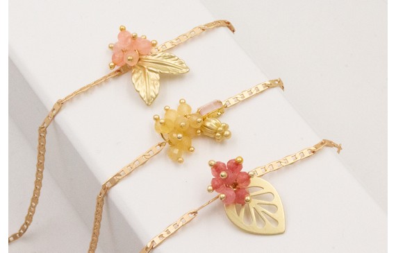 Pulsera cadena ovalos dorado mate con colgante cam