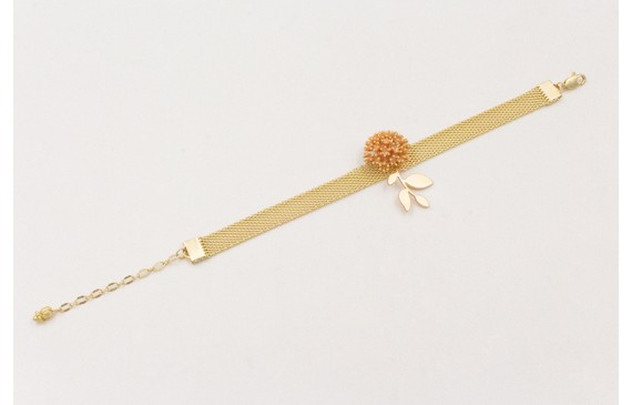 Pulsera cadena plana dorada mate, centro nenufar e