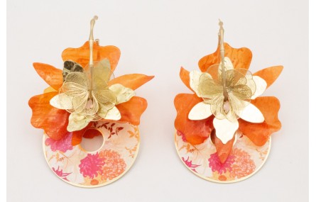 Pendientes aro bambú grande con disco flores rosas