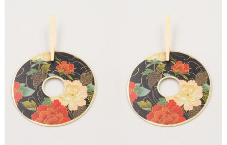 Pendientes perno lámina satinada dorado mate con c