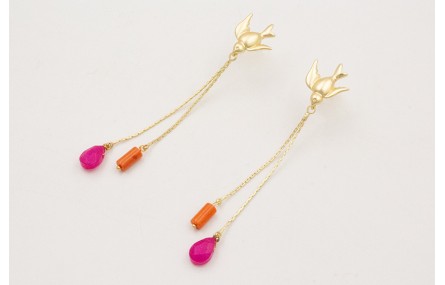 Pendientes perno golondrina dorada mate con fleco 