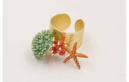 Anillo regulable dorado mate con nenufar esmaltado