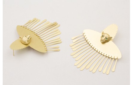 Pendientes perno semi ovalado dentado con colgante