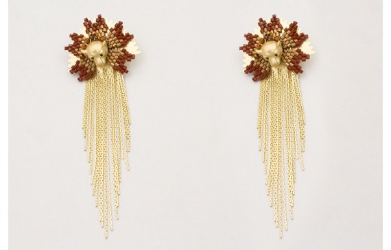 Pendientes perno semicirculo dentado con flor miyu