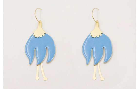 Pendientes gancho sencillo con flor plana esmaltad
