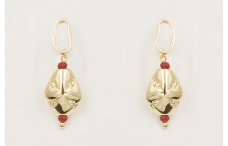 Pendientes perno ovalado dorado con colgante pepit