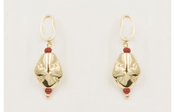 Pendientes perno ovalado dorado con colgante pepit