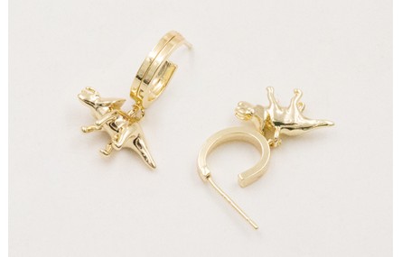 Pendientes perno semi ovalado con dinosaurio colga