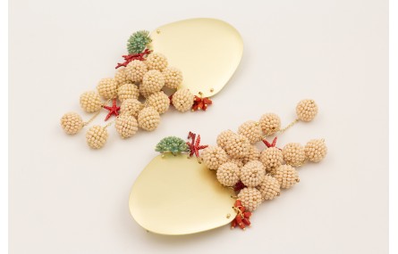 Pendientes perno gota grande con bolas de abalorio