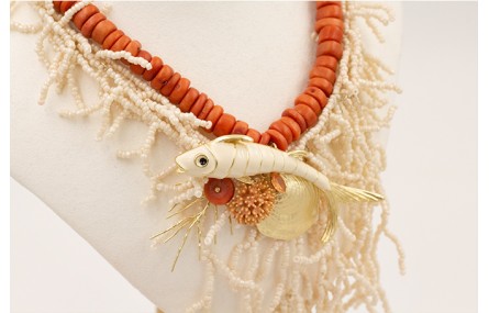 Collar discos tallo coral con ramas de coral abalo