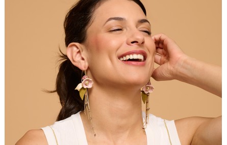 Pendientes aro labrado dorado mate con burruño chi