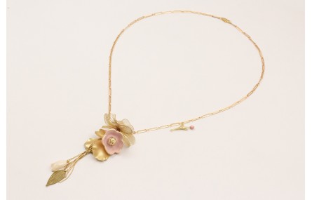 Collar cadena eslabones rectangulares dorada mate 