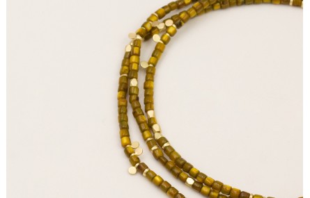 Collar tira cubos nacar marrón verdoso con entrepi