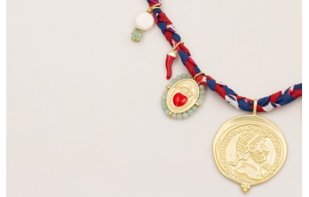 Collar trenza de seda natural roja, azul marino y 