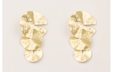 Pendientes nenufar en disminución dorado mate.