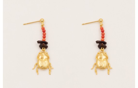 Pendientes perno bolita con chips coral marrones y