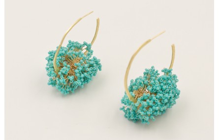 Pendientes aro labrado con ramas de abalorio turqu