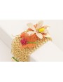 Pulsera malla con flor beige, mariposa naranja,est