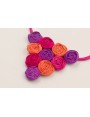 Collar seda natural rellena fucsia con flores de s