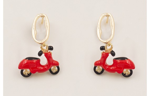 Pendientes perno ovalado hueco dorado con colgante