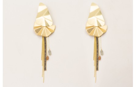 Pendientes péndulo arrugado dorado mate con colgan