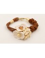 Pulsera cordón marrón con hilo dorado, flores esma