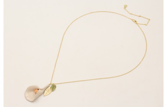 Collar cadena eslabón pequeño dorado mate con cala